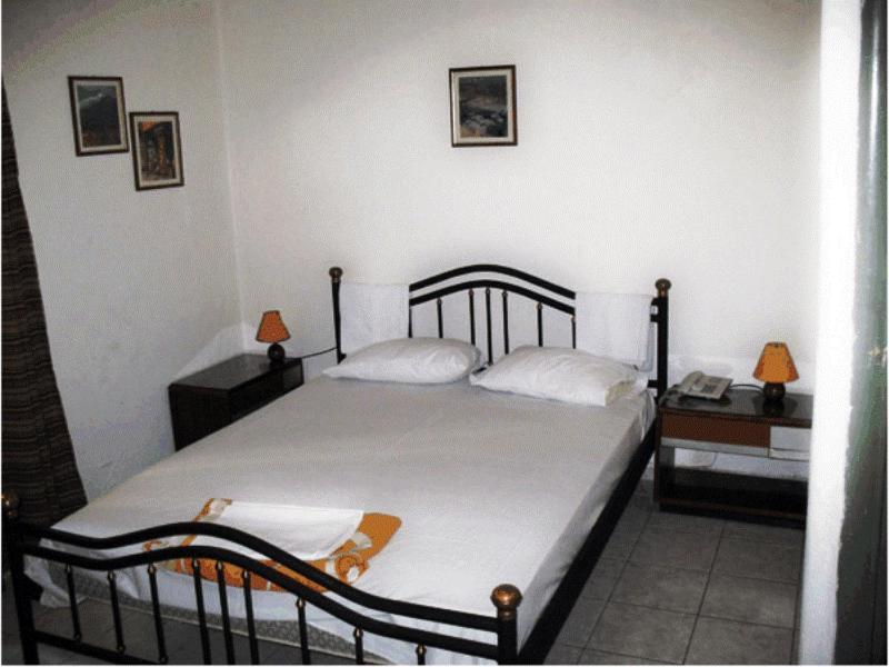 Argo Hotel Athén Kültér fotó
